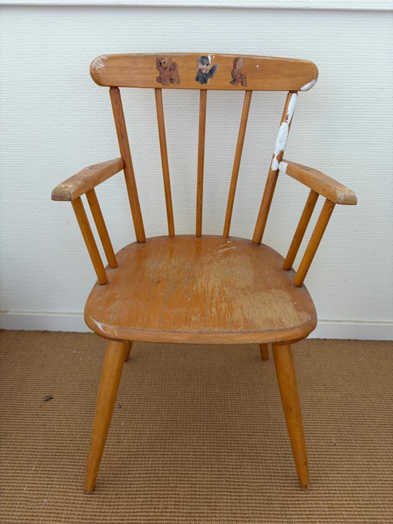 Vintage houten kinderstoeltje, Ophalen