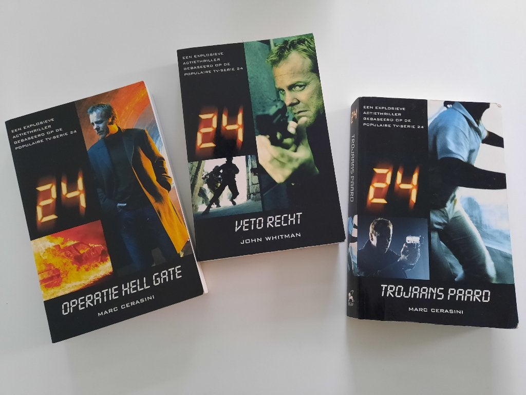 3 X ACTIETHRILLERS TV-SERIE 24, Gelezen, Diverse auteurs, Ophalen of Verzenden, Amerika