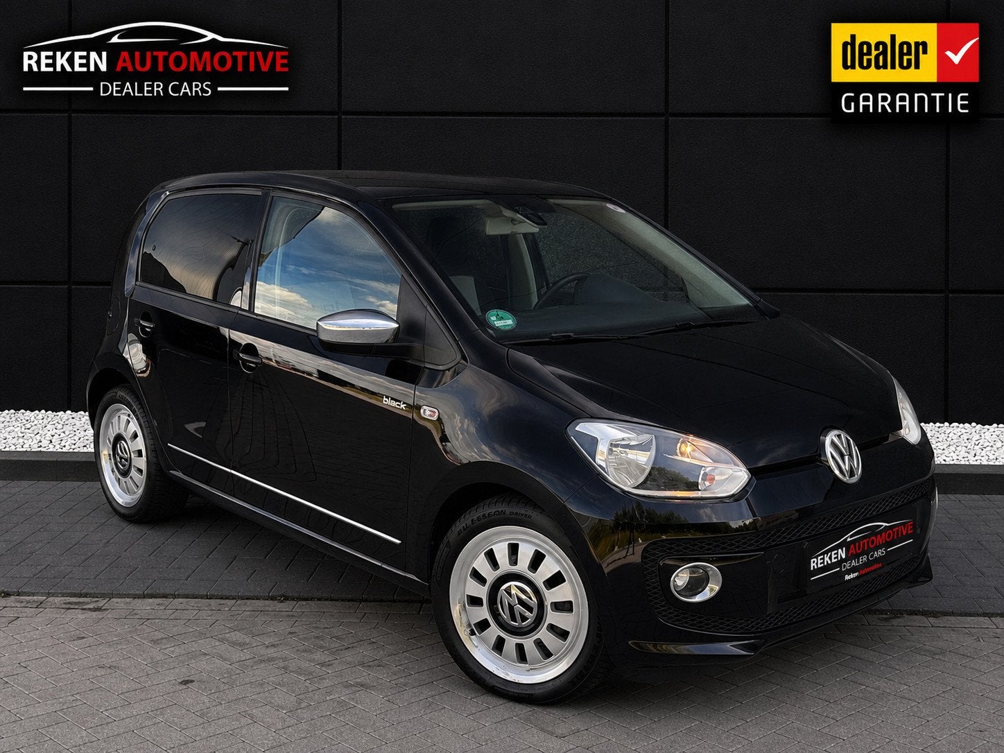 Volkswagen Up! 1.0 high up! Black up! Cruise Pdc Stoelverwrm, Auto's, Volkswagen, Voorwielaandrijving, Gebruikt, Leder en Stof