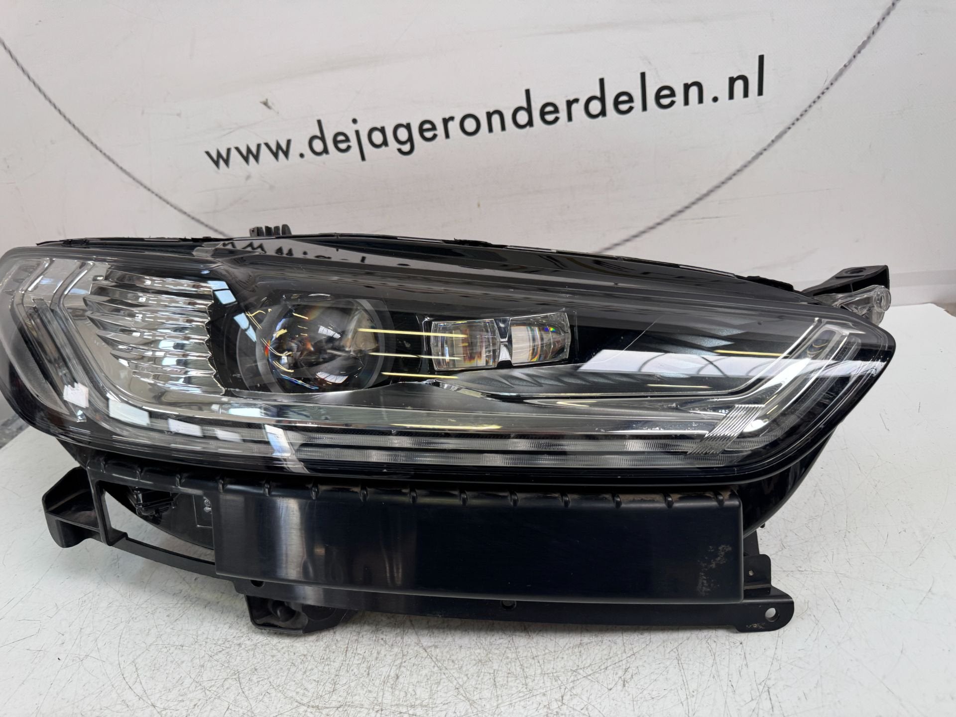 FORD MONDEO MK5 KOPLAMP RECHTS 89915888 ES73-13D154-AL, Gebruikt, Info@ford.com, Ophalen of Verzenden, Ford