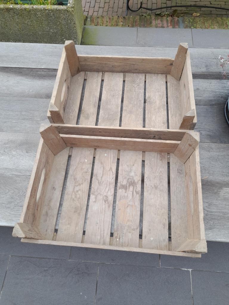 Twee houten fruitkistjes, Ophalen, Gebruikt, 40 tot 60 cm, 50 tot 75 cm