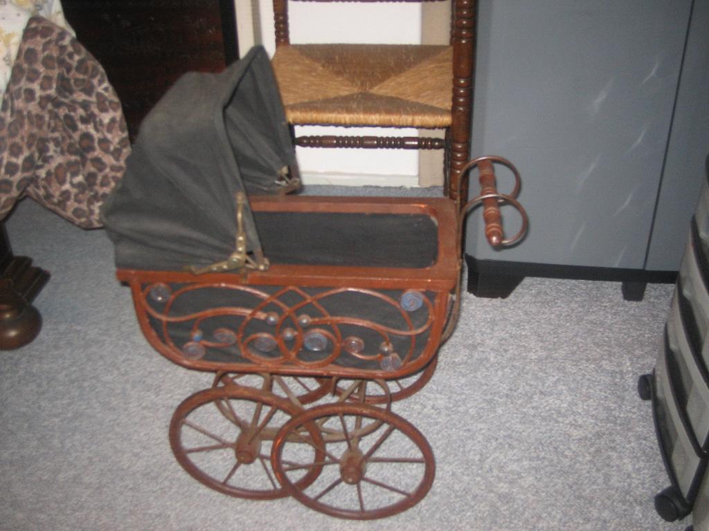 mooie poppewagen izgst, Ophalen, Zo goed als nieuw, Overige typen