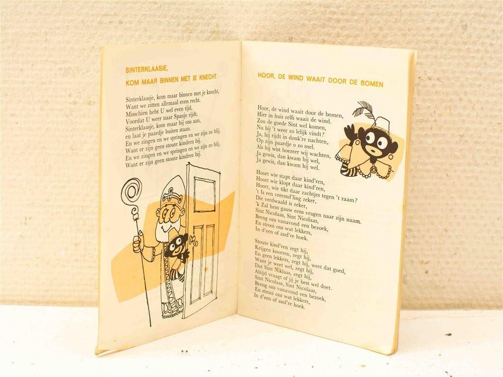 Boekje van kerst en sinterklaas liedjes 38444, Diversen, Kerst, Ophalen of Verzenden, Gebruikt