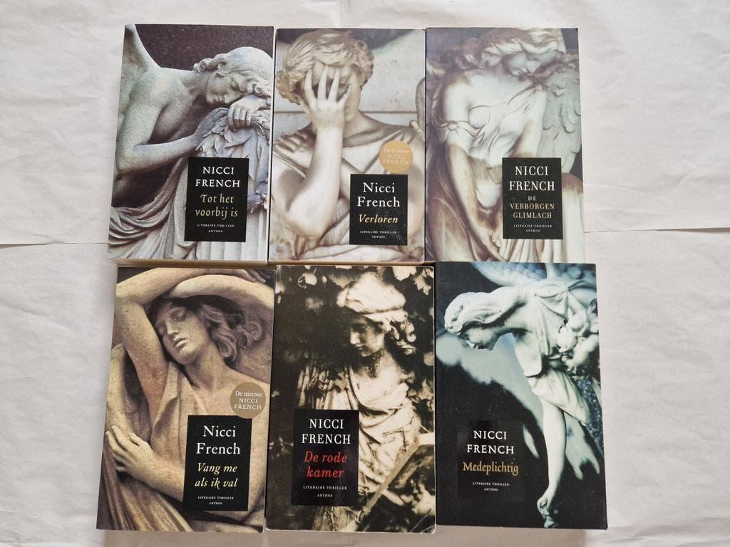 6 x Nicci French. Nieuwstaat. Boekenpakket., Ophalen of Verzenden, Zo goed als nieuw, Nicci French, Europa overig