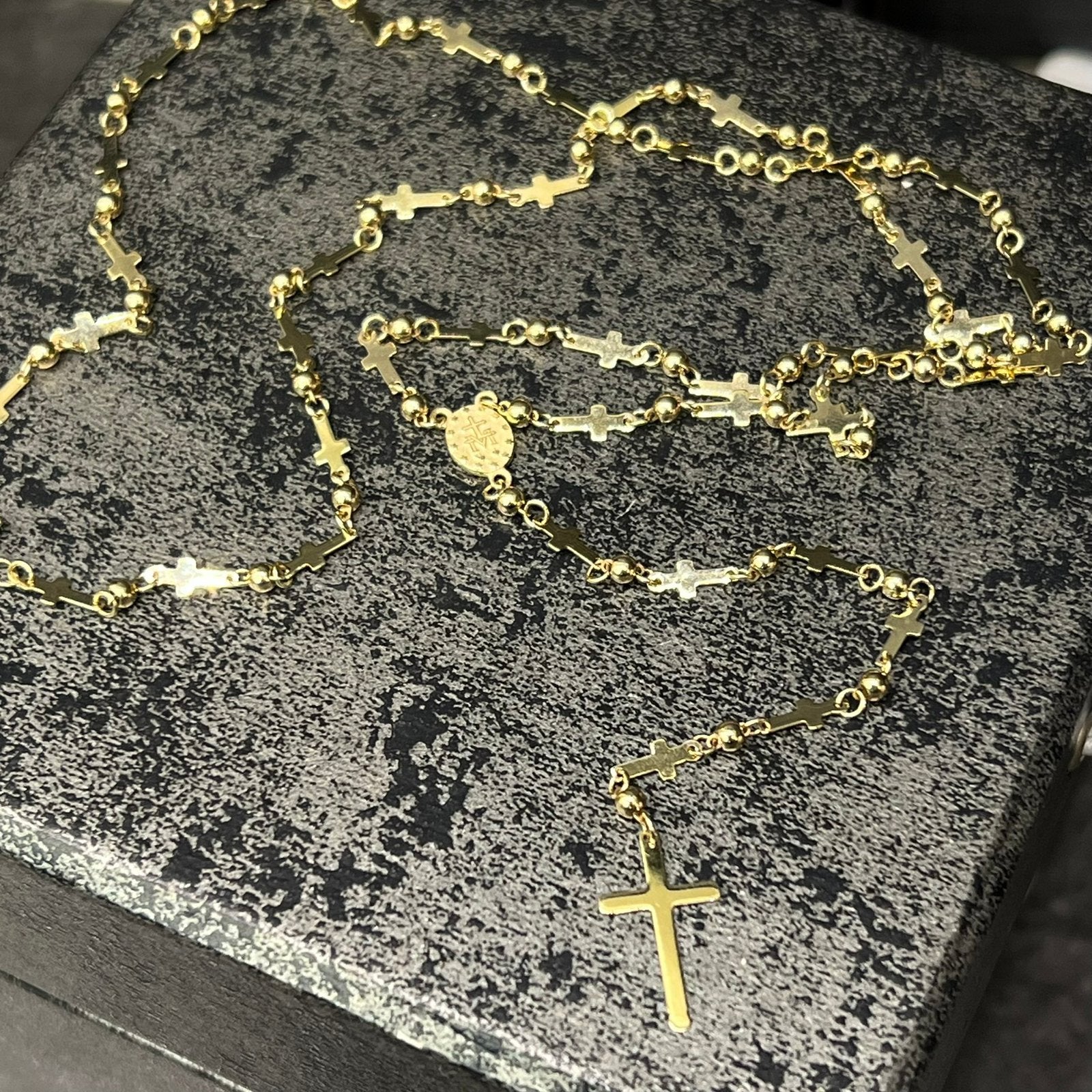 14k gouden ketting rozenkrand kruis model, Ophalen of Verzenden, Nieuw, Goud