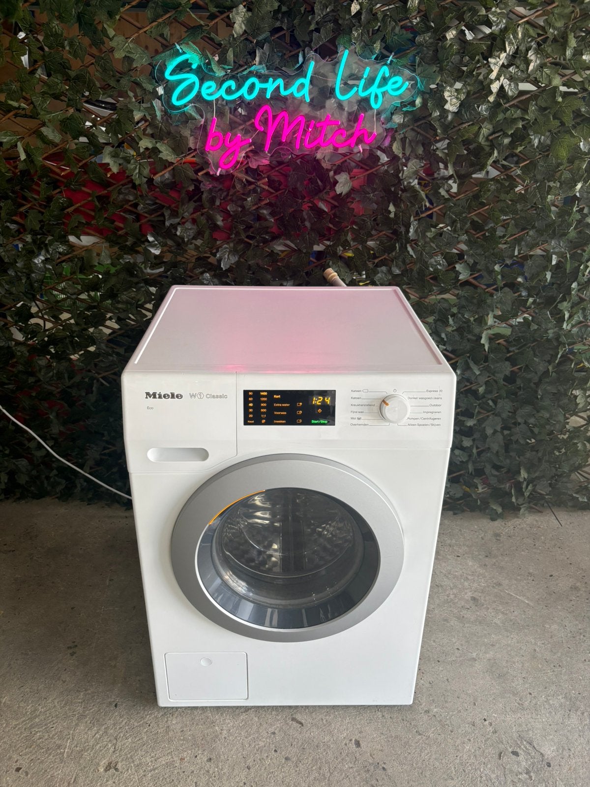Miele W1 8kg 1400 Toeren Wasmachine, Ophalen, 1200 tot 1600 toeren, 8 tot 10 kg, Refurbished