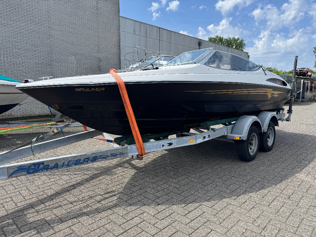 Bayliner Capri 4.3 L VAARKLAAR ! JBL Trim Recent onderhouden, EU, Gebruikt, Binnenboordmotor, Bayliner