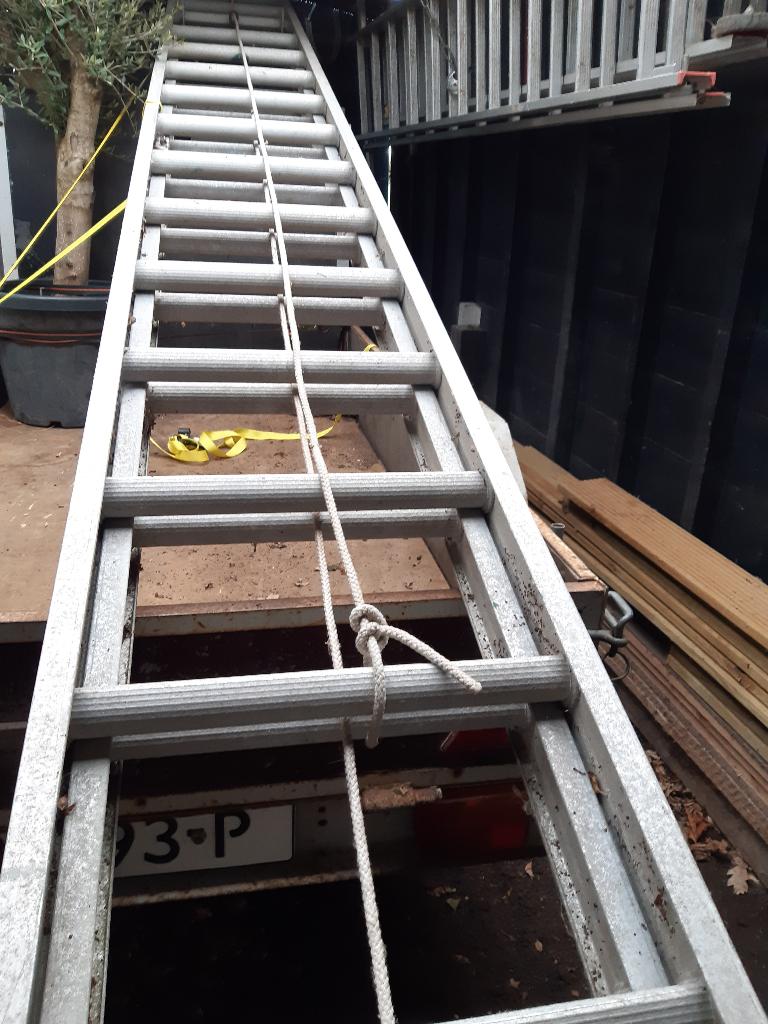 ladder, Doe-het-zelf en Verbouw, Ladders en Trappen, Ophalen, Gebruikt, Ladder, Opvouwbaar of Inschuifbaar