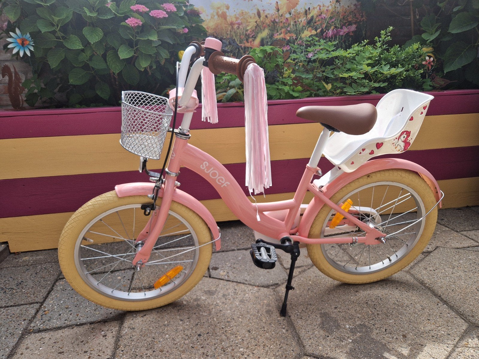 Sjoef kinderfiets 18 inch - Roze met mandje en zitje, Ophalen, Zo goed als nieuw, 16 tot 20 inch, Sjoef