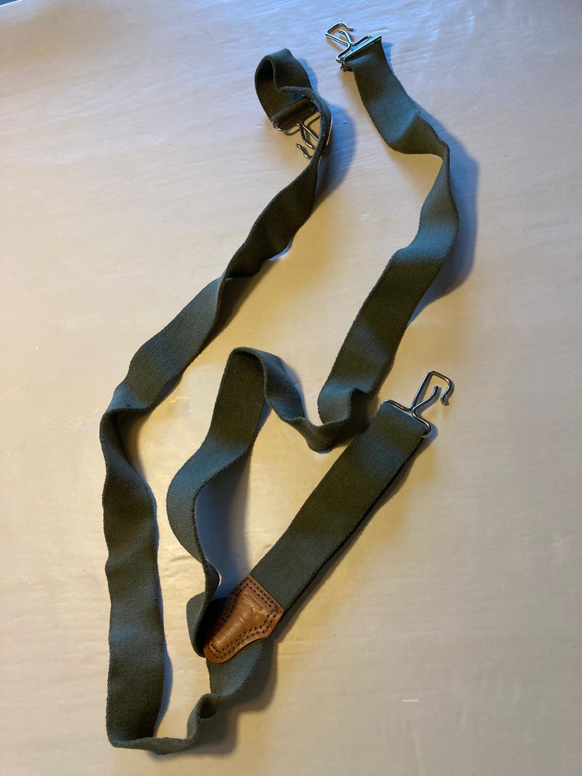 Bretel en regencape leger uitrustingen (KL), Ophalen of Verzenden, Landmacht, Nederland, Kleding of Schoenen