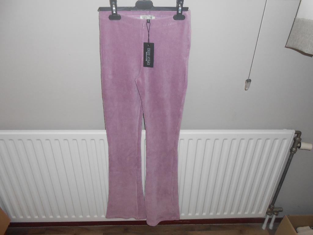 Nieuwe lila flared broek maat 176 Cars (nu met 70% korting), Broek, Meisje, Nieuw, Ophalen of Verzenden