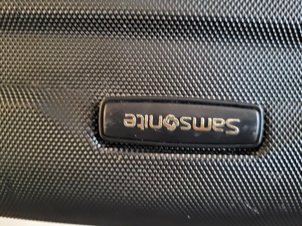 Samsonite Koffer - Harde Schaal, Zwart, Met Wieltjes, Sieraden, Tassen en Uiterlijk, Koffers, Gebruikt, Hard kunststof, 45 tot 55 cm