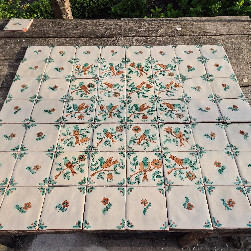 56 Decoratieve tegels 12.8x12.8 met afbeelding vogels/bloem, Antiek en Kunst, Ophalen