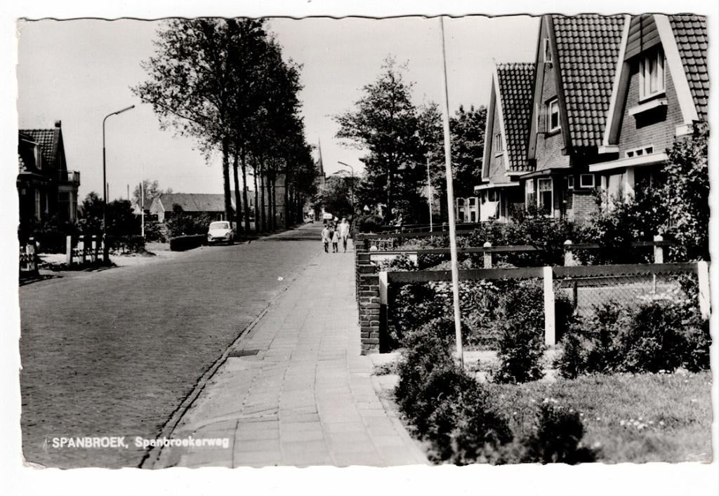 Spanbroek N. H. 1966. De Spanbroekerweg (auto)., Verzamelen, Ophalen of Verzenden, 1960 tot 1980, Gelopen, Noord-Holland