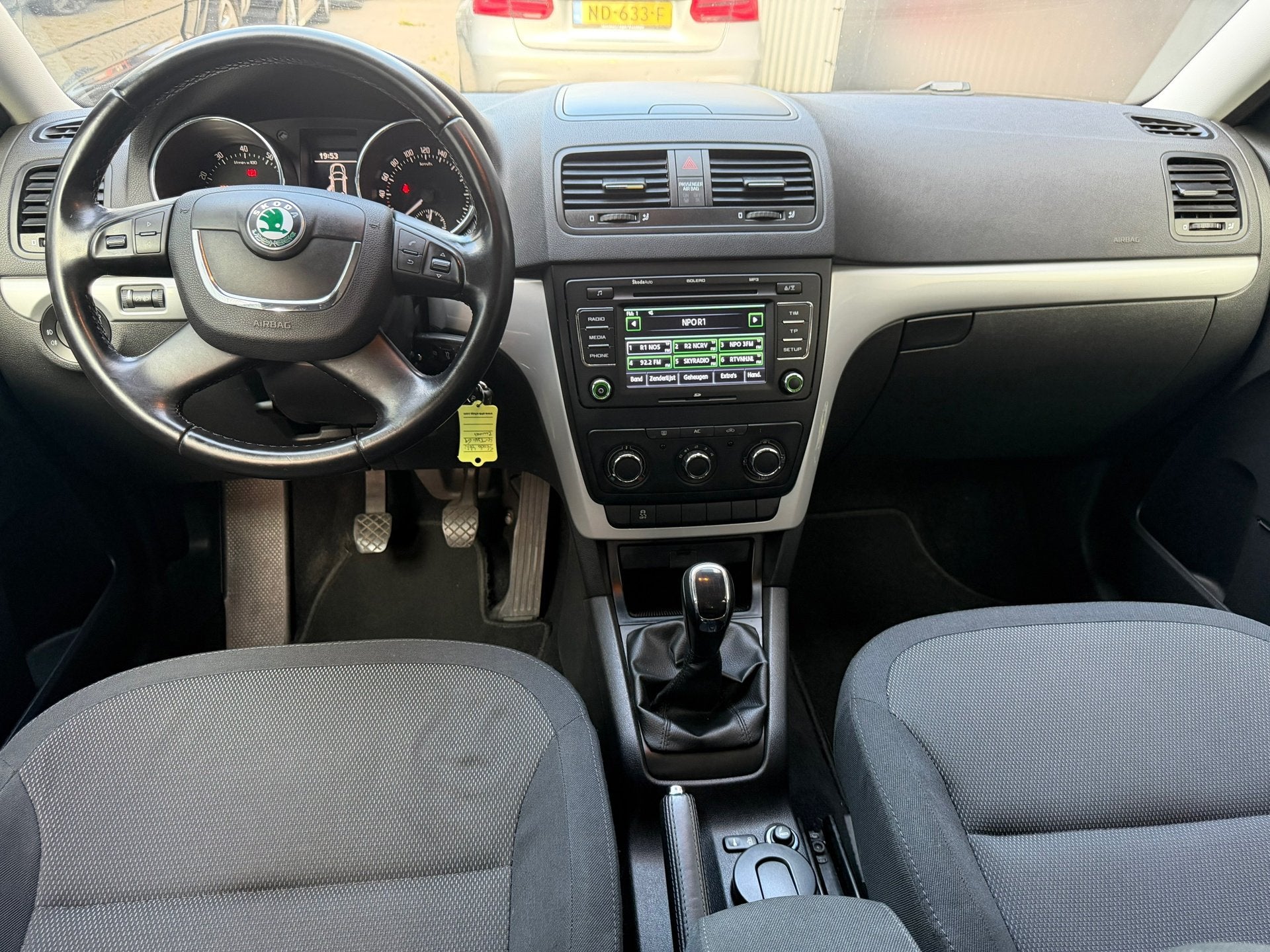 Skoda Yeti 1.2 TSI Ambition - Bleutooth // Trekhaak // Cruis, Auto's, Skoda, Voorwielaandrijving, Euro 5, Stof, Gebruikt