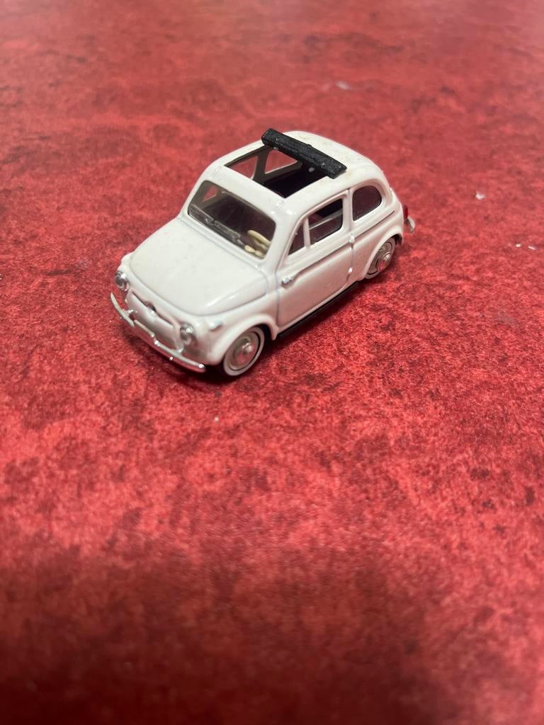Solido Fiat 500 - 1957 - Wit - Modelauto, Hobby en Vrije tijd, Modelauto's | 1:43, Zo goed als nieuw, Auto, Solido, Ophalen of Verzenden