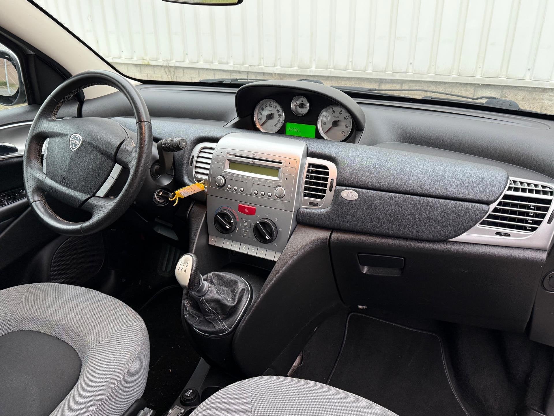 Lancia Ypsilon 1.2 Argento 2e Eigenaar,Airco,Elektrische ram, Auto's, Voorwielaandrijving, Gebruikt, Origineel Nederlands, Bedrijf
