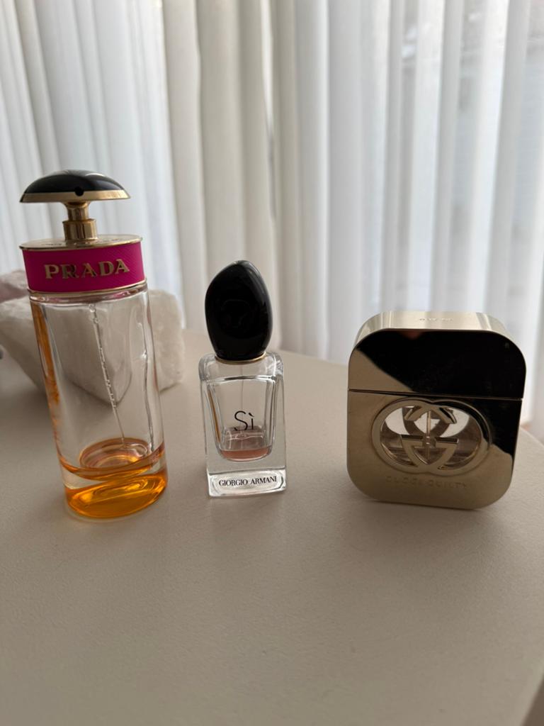 Parfumflesjes (bijna op) Prada Candy, Armani Si & Guilty, Ophalen of Verzenden, Zo goed als nieuw, Miniatuur