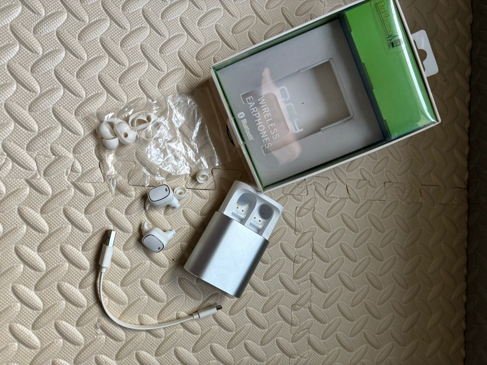QCY Draadloze In-ear Oortjes met Oplaadcase, Overige merken, In-ear, Gebruikt, Bluetooth