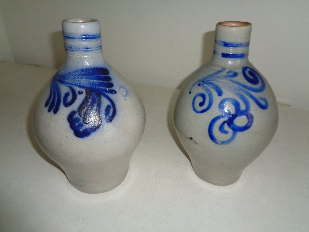 2 Antieke Keulse kruiken.  27 cm hoog.  Zijn gaaf, Antiek en Kunst, Ophalen of Verzenden