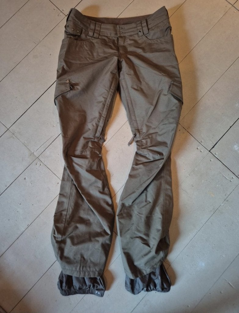 Snowboardbroek, Kleding | Dames, Wintersportkleding, Ophalen of Verzenden, Zo goed als nieuw, Broek