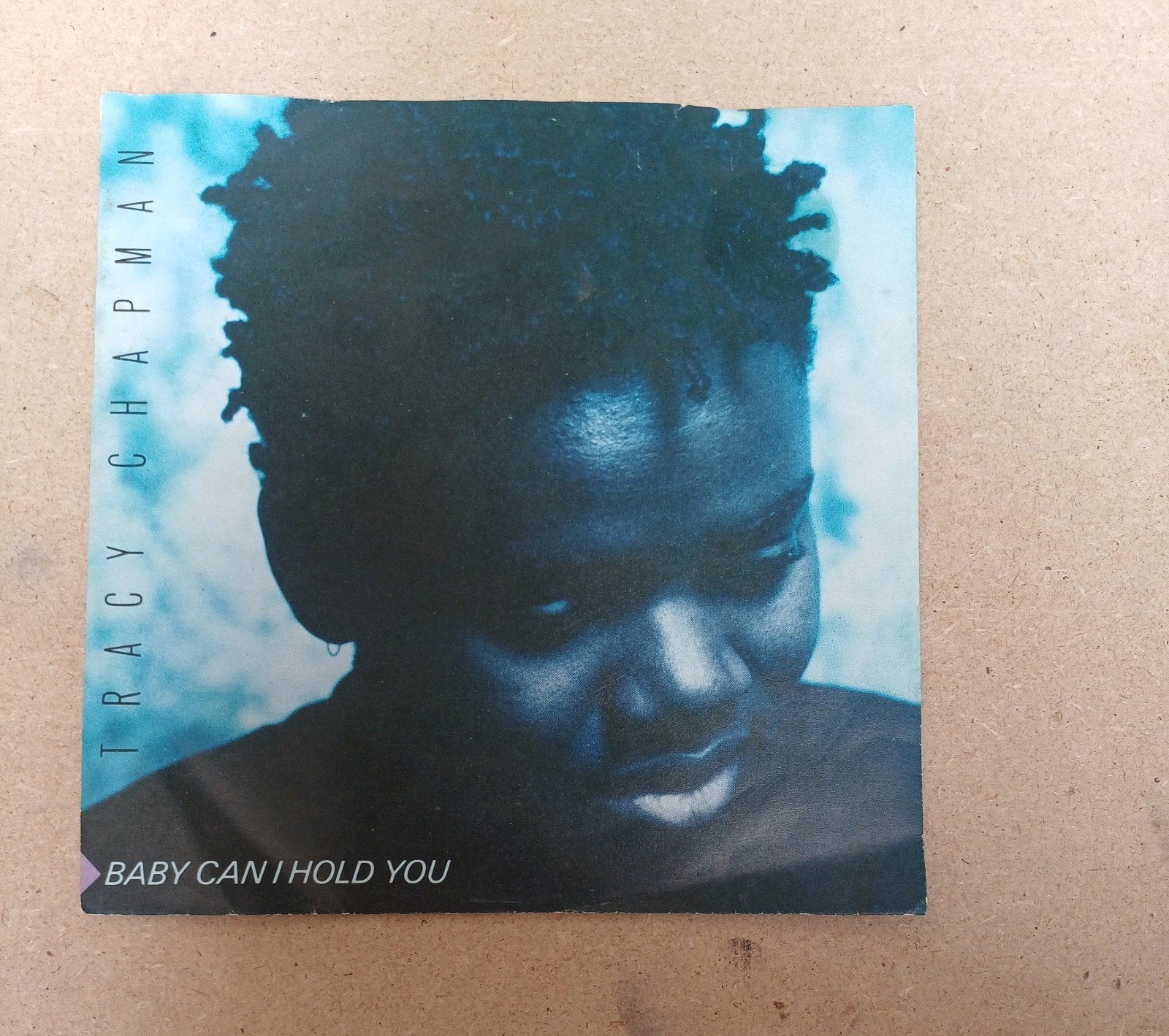 Tracy Chapman  - Baby Can I Hold You, Beschermende buitenhoes, Ophalen of Verzenden, Gebruikt, Pop