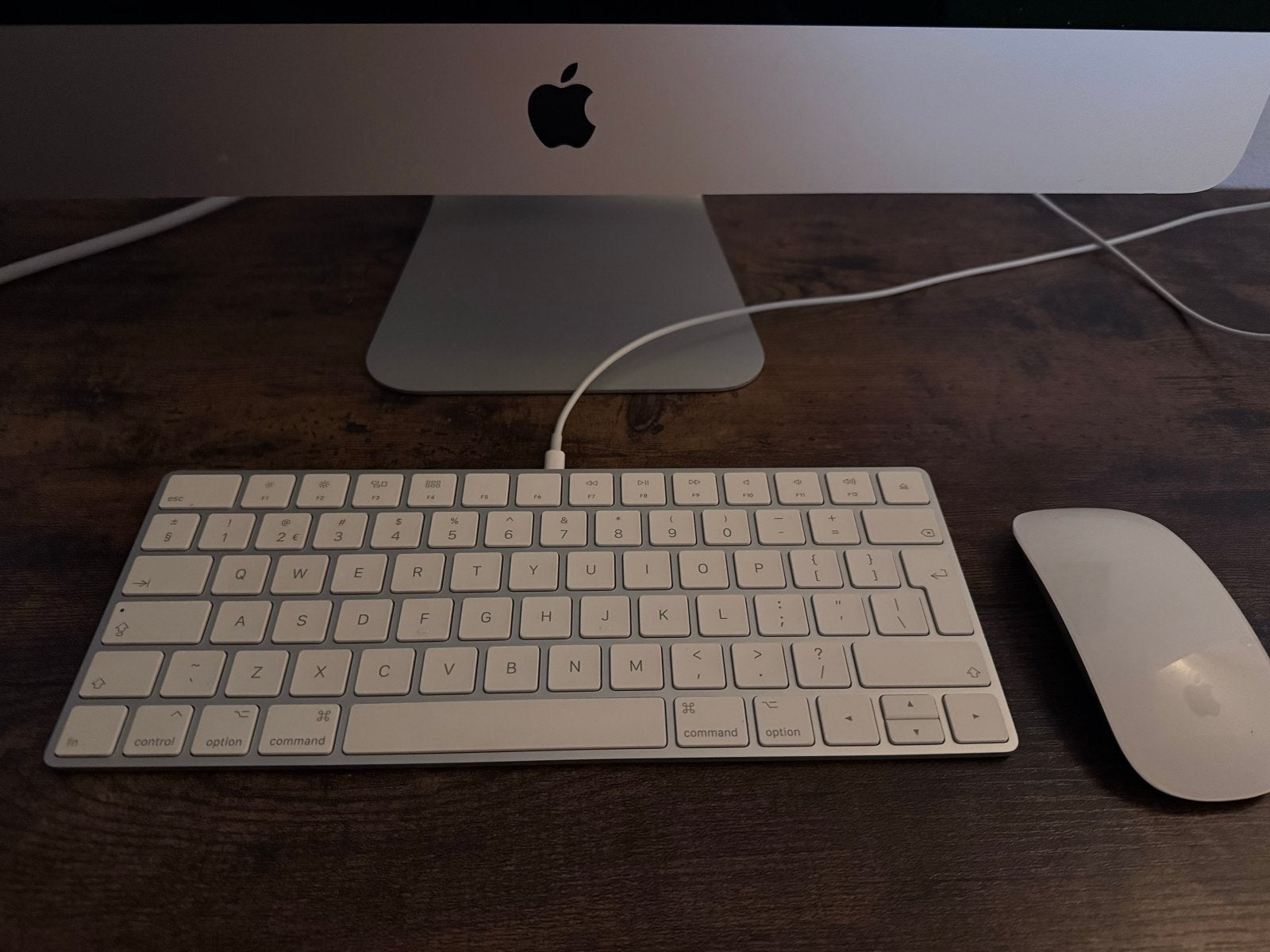 Apple iMac 21.5-inch - i5- 256GB SSD, Computers en Software, Apple Desktops, Zo goed als nieuw, iMac, SSD, 2 tot 3 Ghz, 8 GB, Ophalen