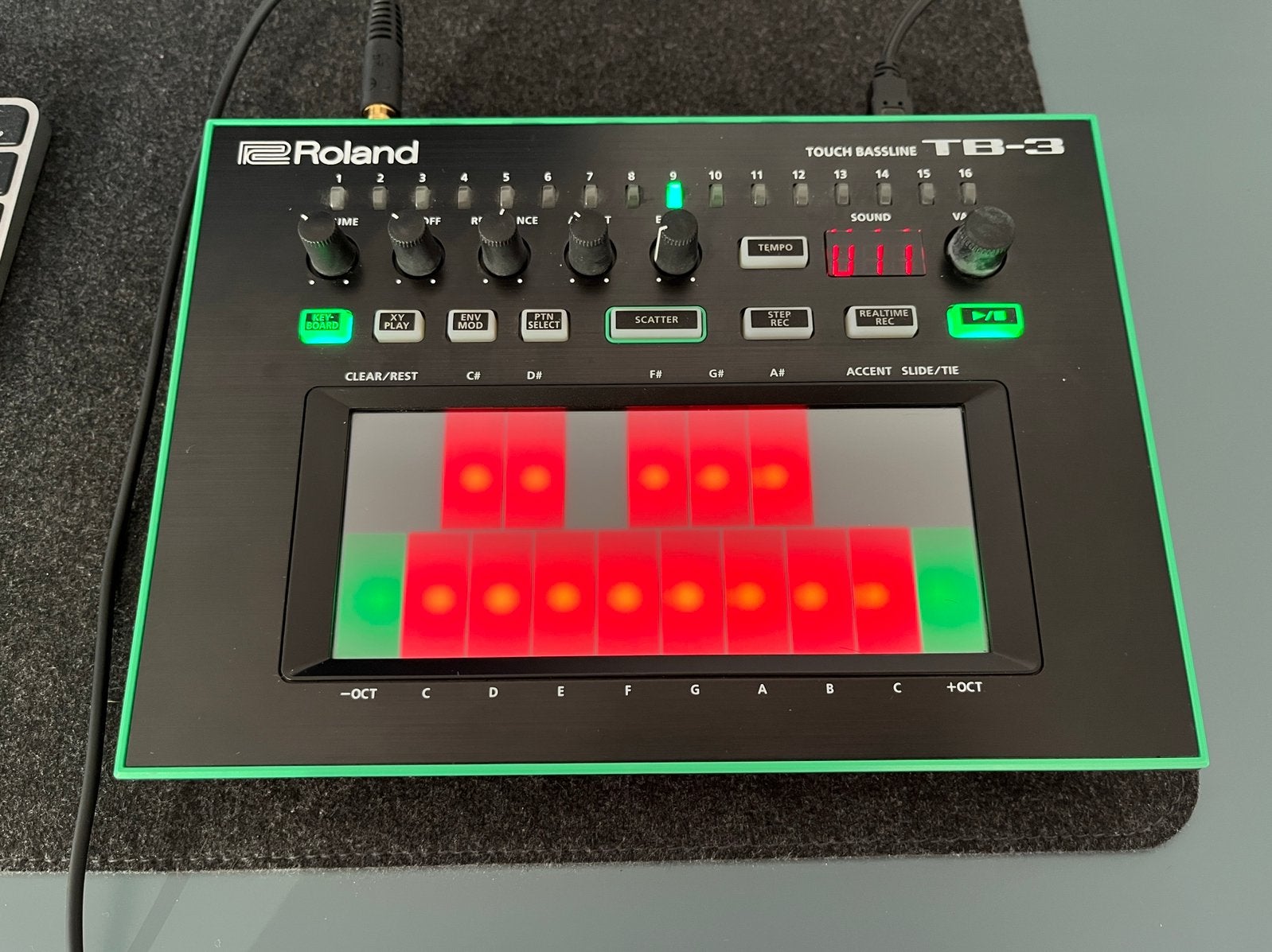 Roland TB-3 te koop, Muziek en Instrumenten, Ophalen, Zo goed als nieuw, Overige aantallen, Roland