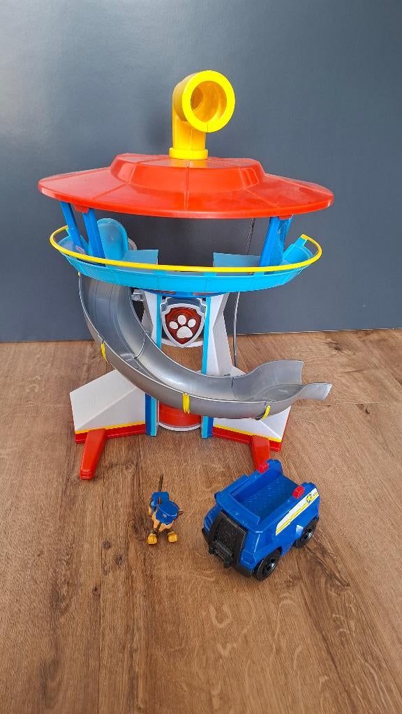 PAW patrol uitkijktoren met Chase en politieauto, Kinderen en Baby's, Speelgoed | Actiefiguren, Ophalen of Verzenden, Gebruikt