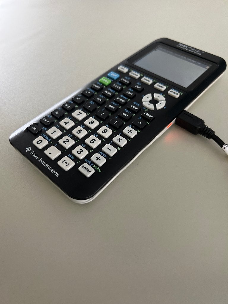 TI-84 Plus CE-T Python Edition Grafische Rekenmachine, Diversen, Rekenmachines, Ophalen, Grafische rekenmachine, Zo goed als nieuw