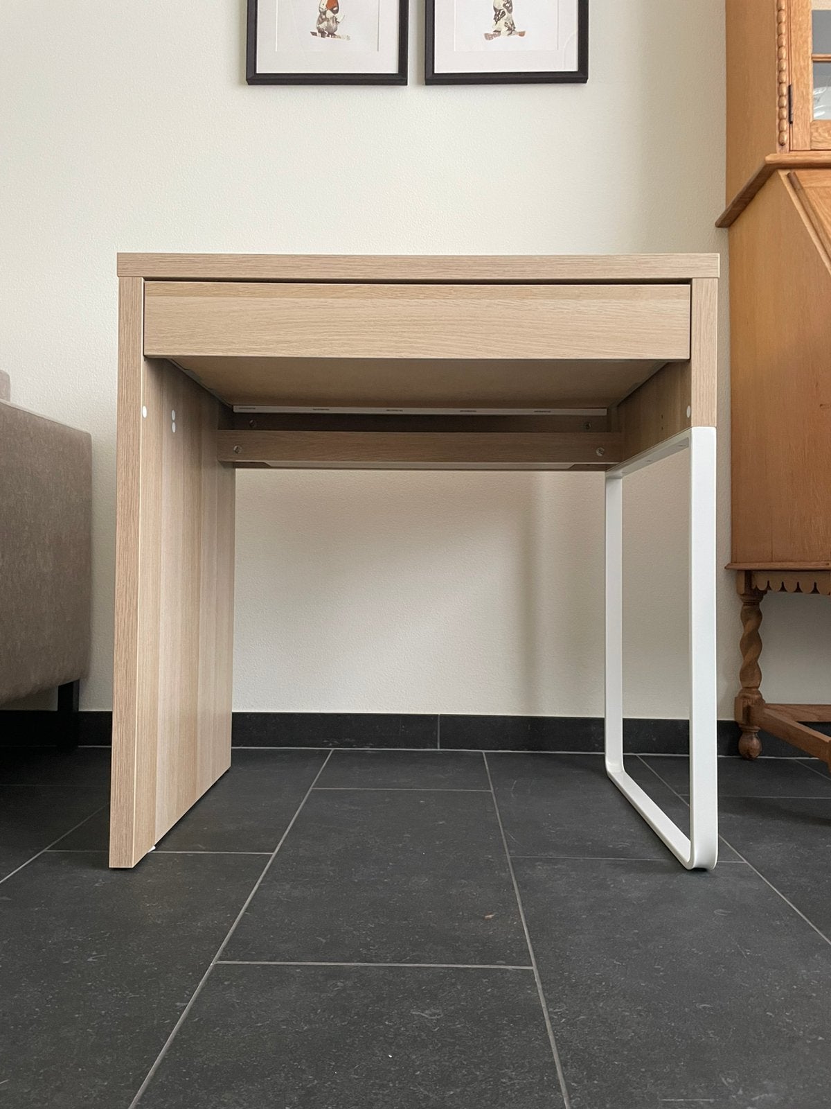 Bureau ( van Ikea ), Ophalen, Zo goed als nieuw