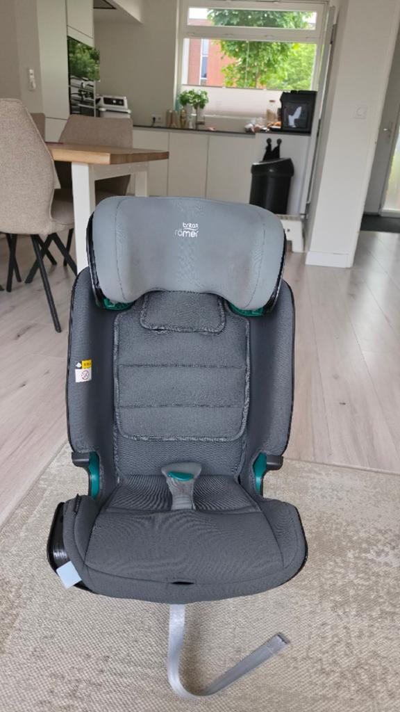 Britax Römer Advansafix i-Size autostoel, Kinderen en Baby's, Autostoeltjes, Ophalen, Romer, Zo goed als nieuw, 9 t/m 36 kg