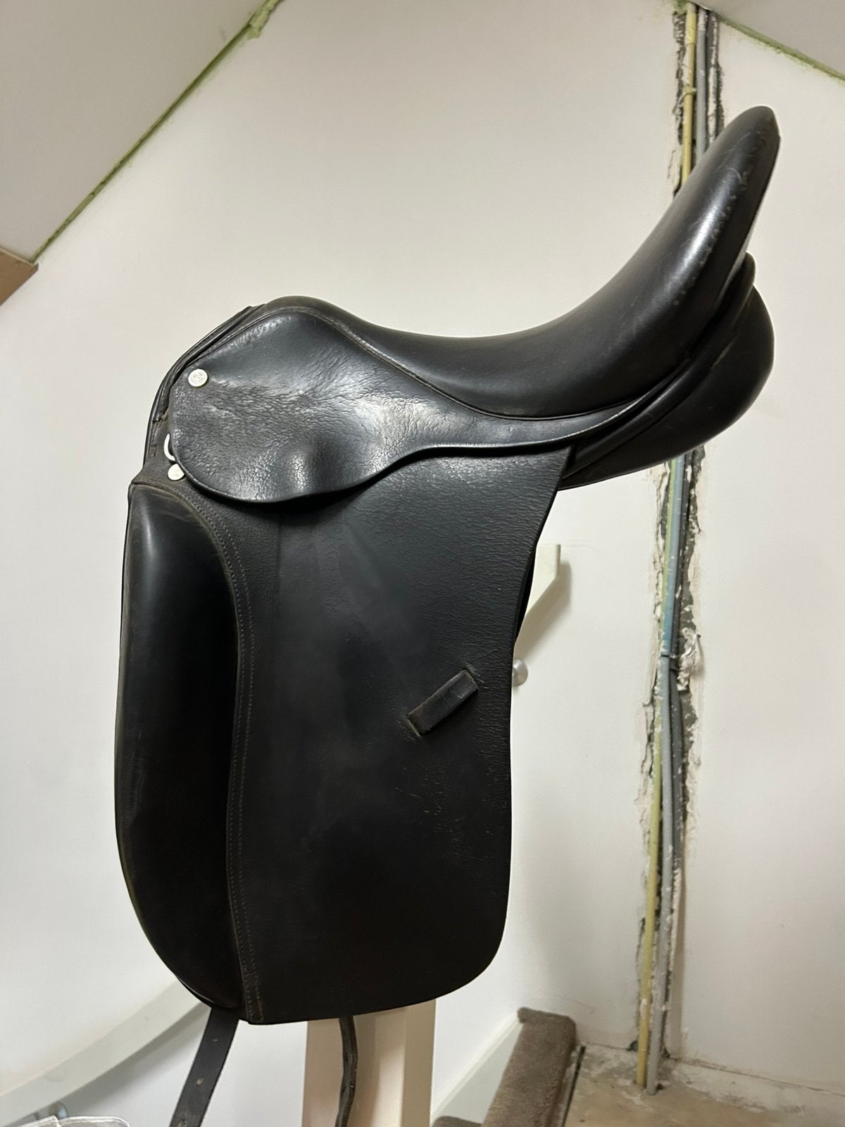Euroriding zadel, Ophalen, L (17.5 inch), Gebruikt, Dressuur