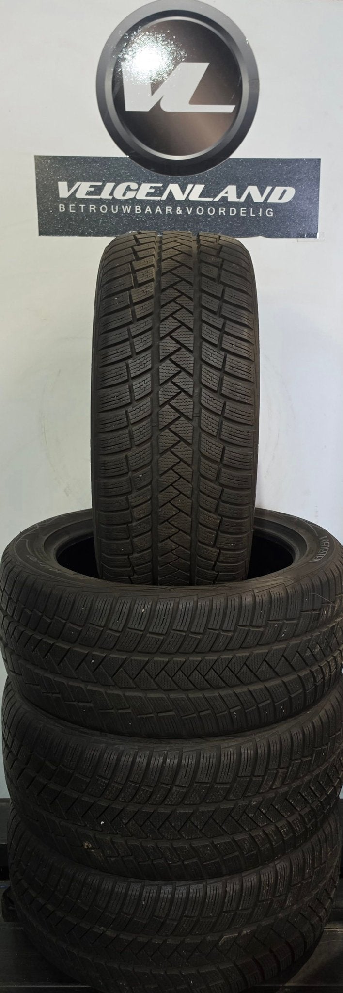 Vredestein Wintrac pro 245-45-18  2454518  245/45R18, 18 inch, -, -, Band(en)