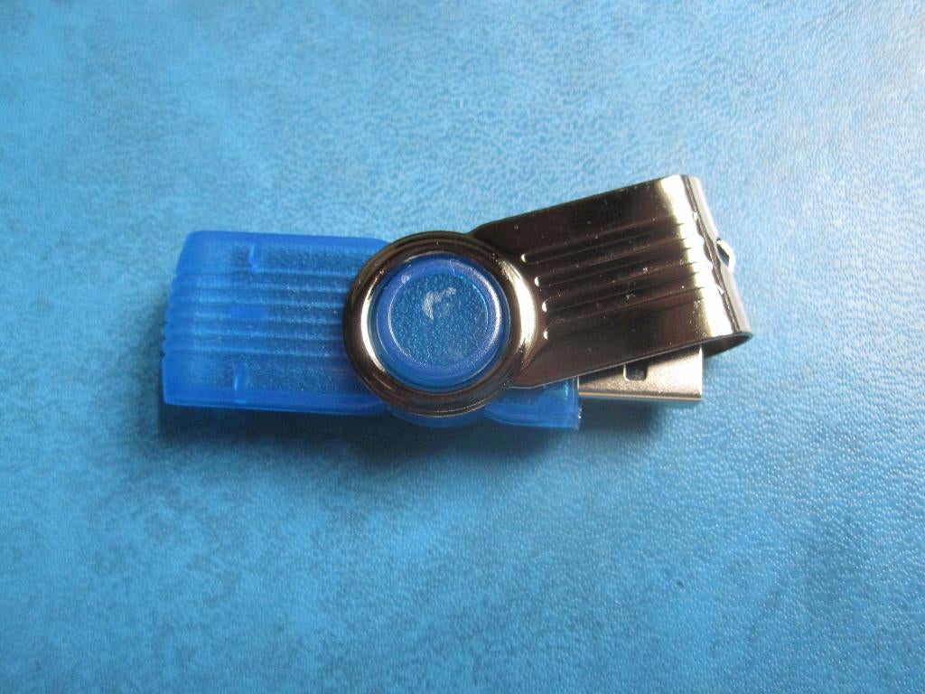 USB stick blauw 64GB (nieuw), Ophalen of Verzenden, Nieuw, Onbekend, 64 GB
