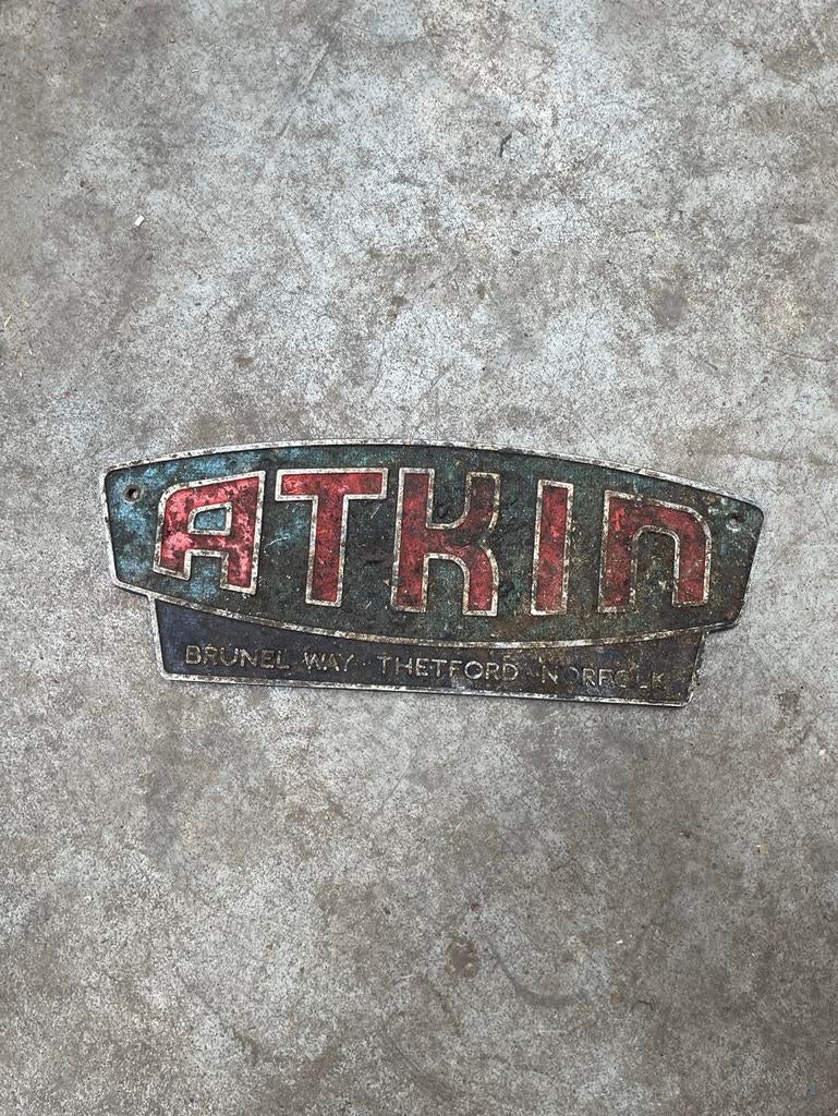 Vintage ATKIN gietijzeren plaat - Thetford, Norfolk, Antiek en Kunst, Ophalen