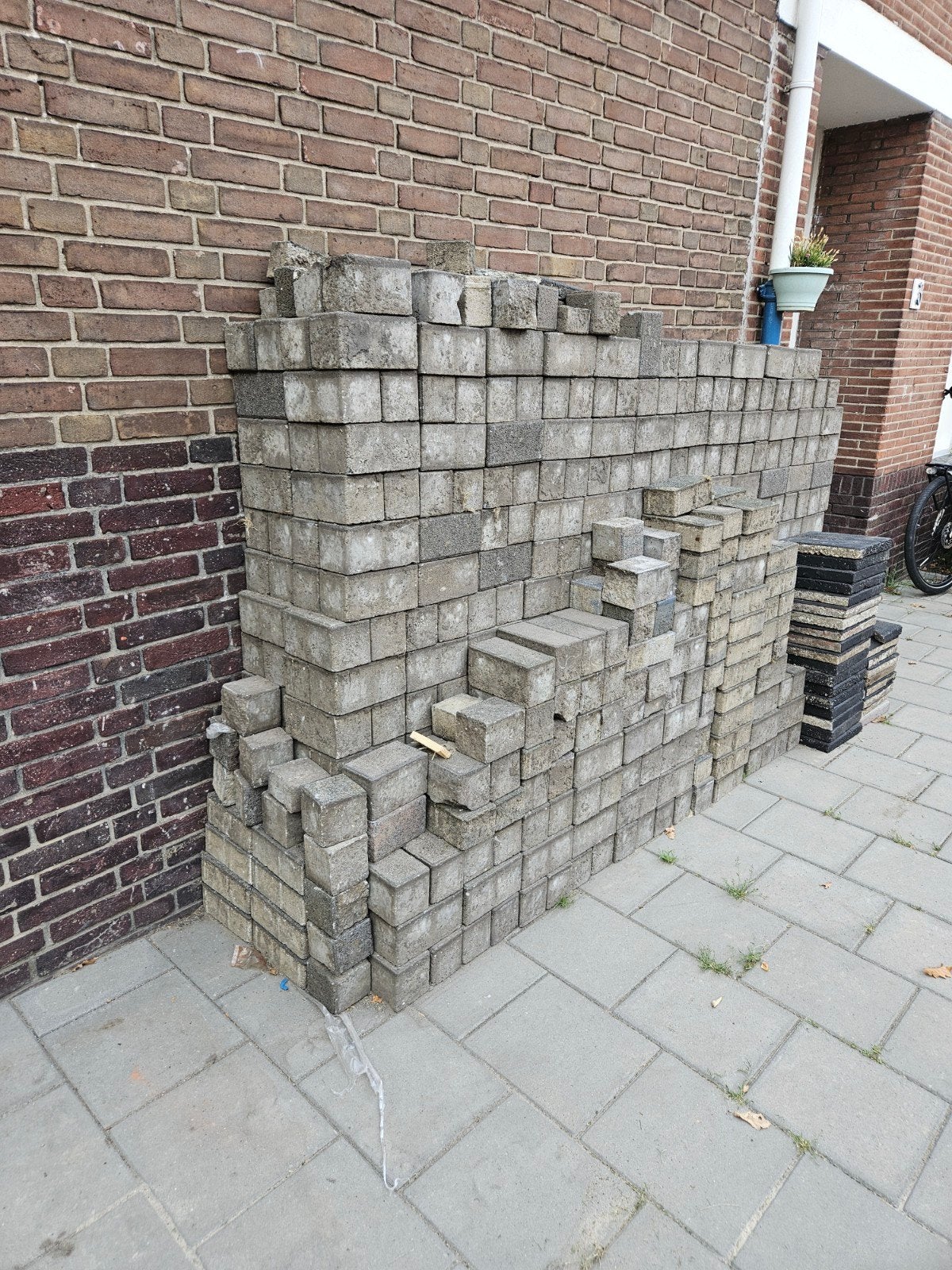 gratis stenen en stoeptegels, Ophalen