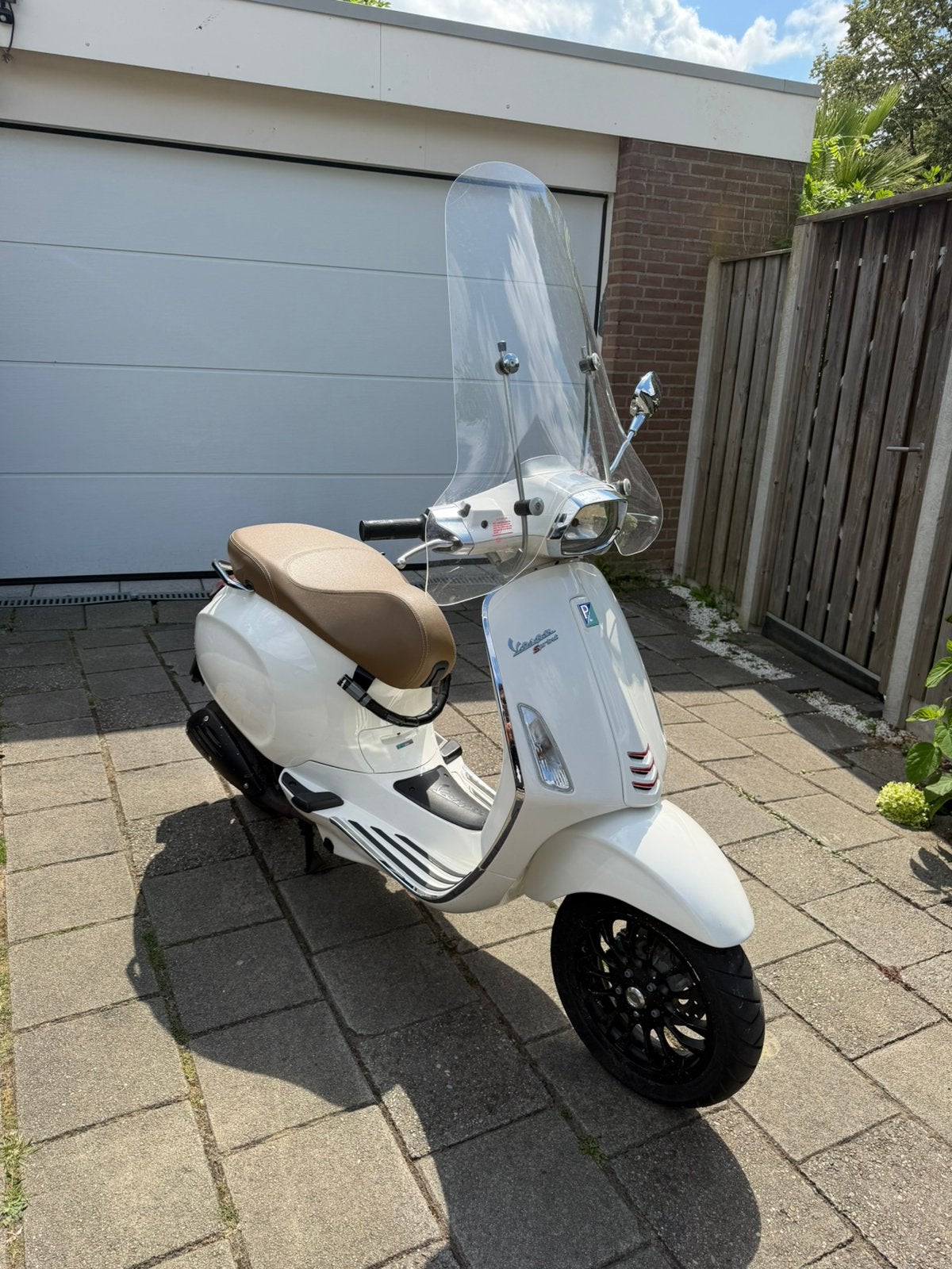 Vespa Sprint 2014 wit, Ophalen, Overige modellen, Zo goed als nieuw, Benzine