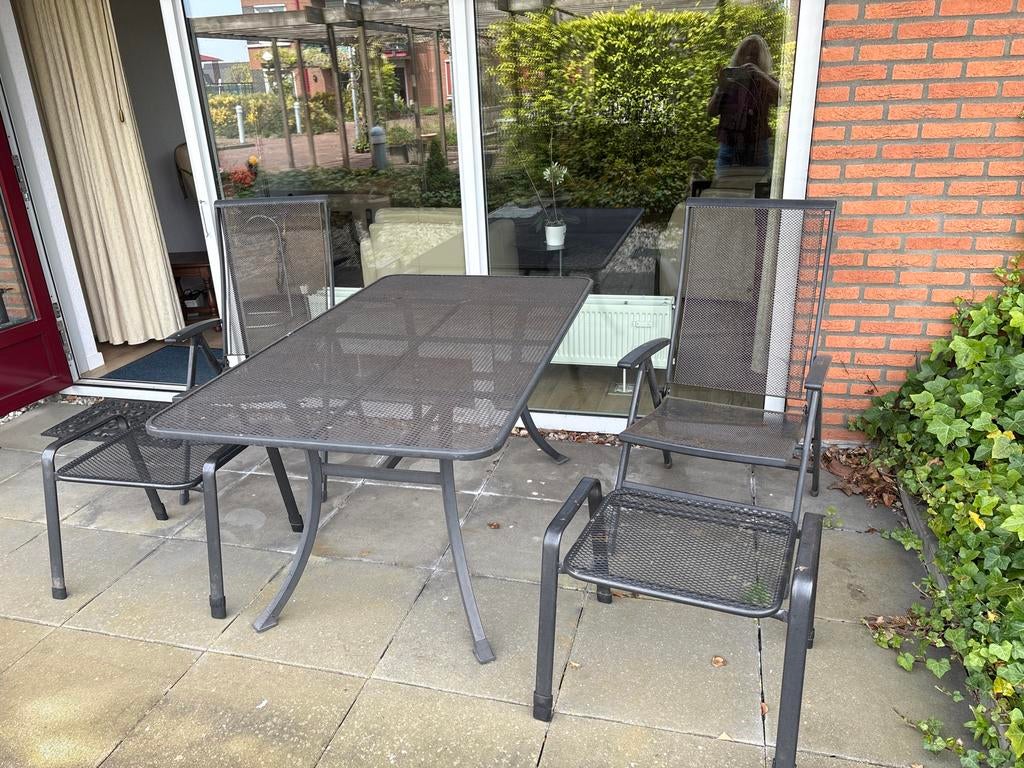 Metalen tuinset met tafel en 4 stoelen, Ophalen, Gebruikt, Eettafel, Tuinset