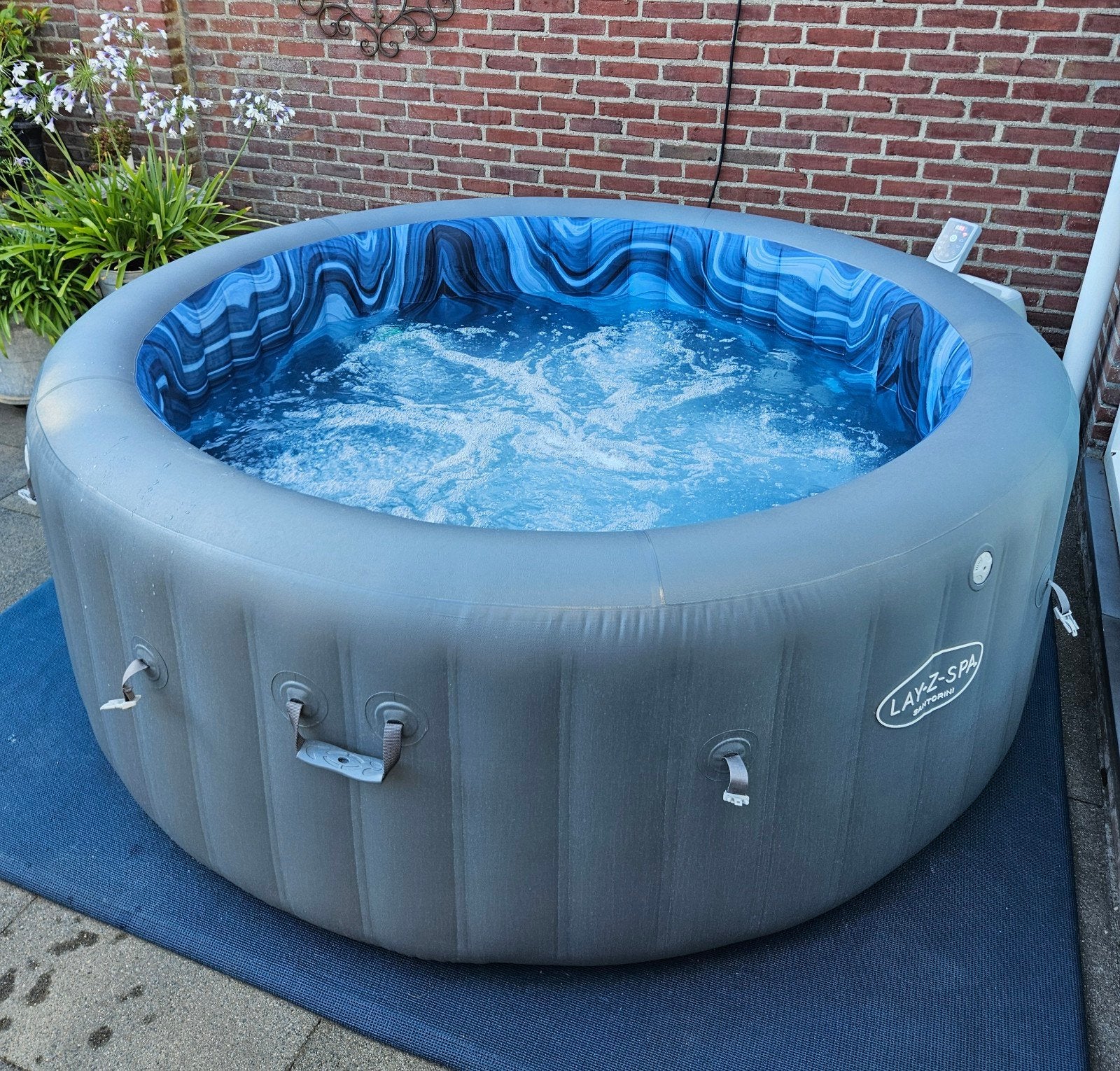BestWay Lay-Z Spa Santorini  Jacuzzi + BeschermHoes, Tuin en Terras, Bubbelbaden en Hottubs, Ophalen, Zo goed als nieuw, Filter