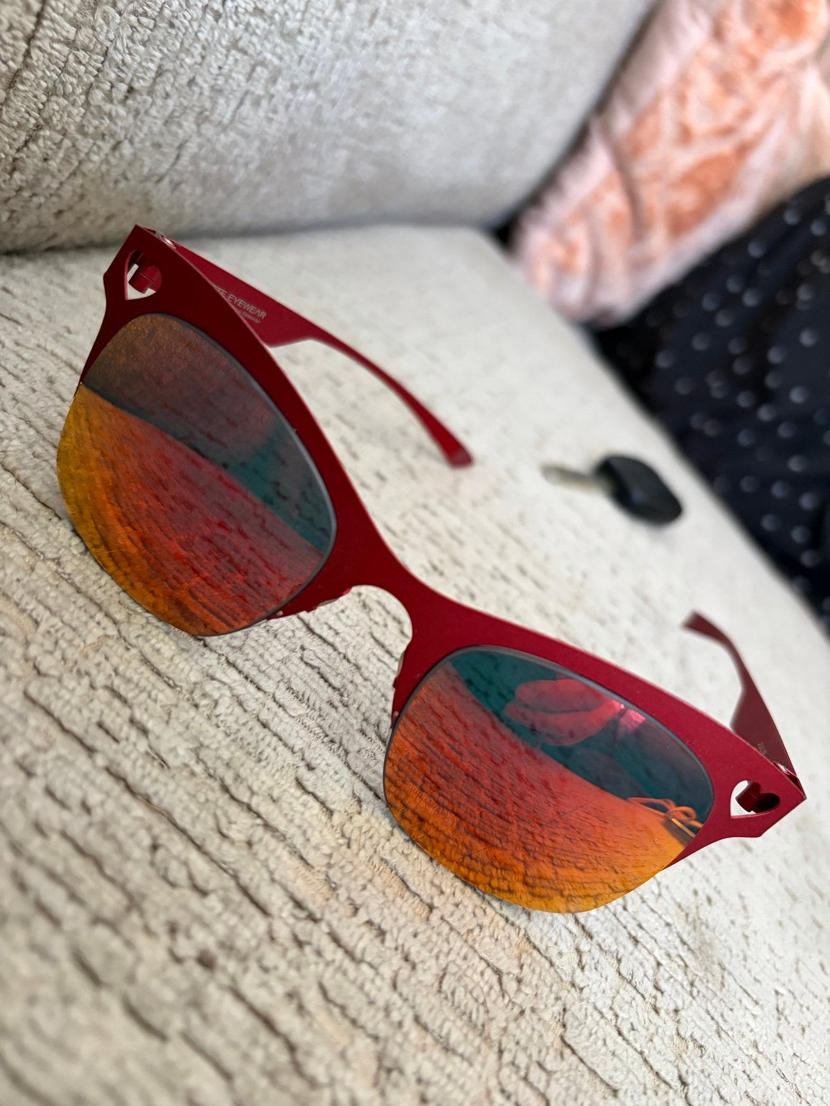 Margotte Eyewear Julia Zonnebril - Rood, Sieraden, Tassen en Uiterlijk, Overige merken, Gebruikt, Zonnebril, Ophalen of Verzenden
