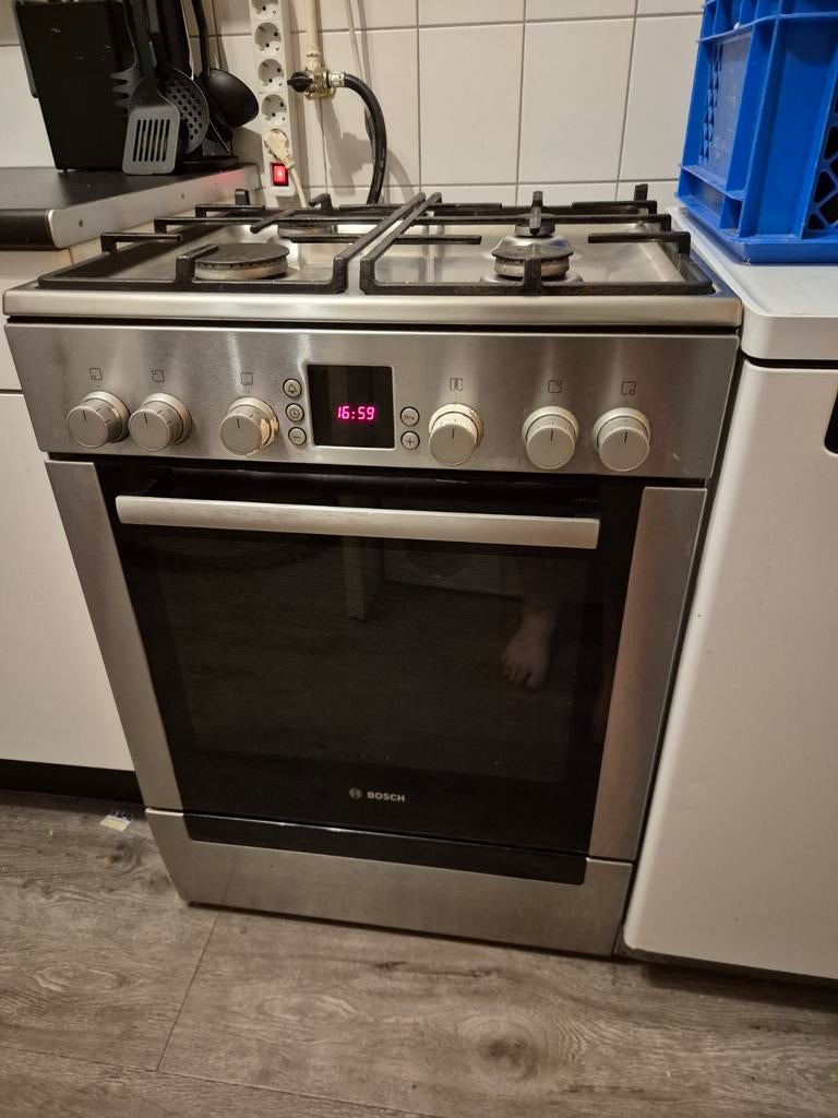 Bosch gasfornuis met oven, Witgoed en Apparatuur, Fornuizen, Ophalen, Gebruikt, Hete lucht, 60 cm of meer