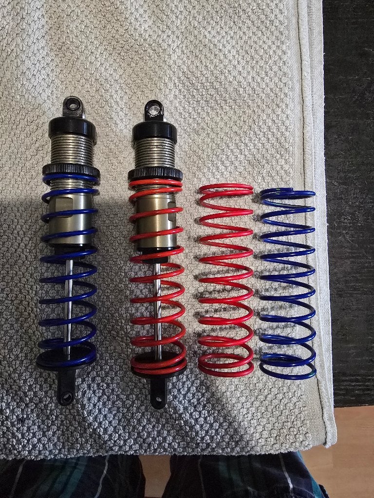 z.g.a.n. Aluminium schokbrekers rood of blauw, Auto offroad, Zo goed als nieuw, Overige schalen, Overige typen