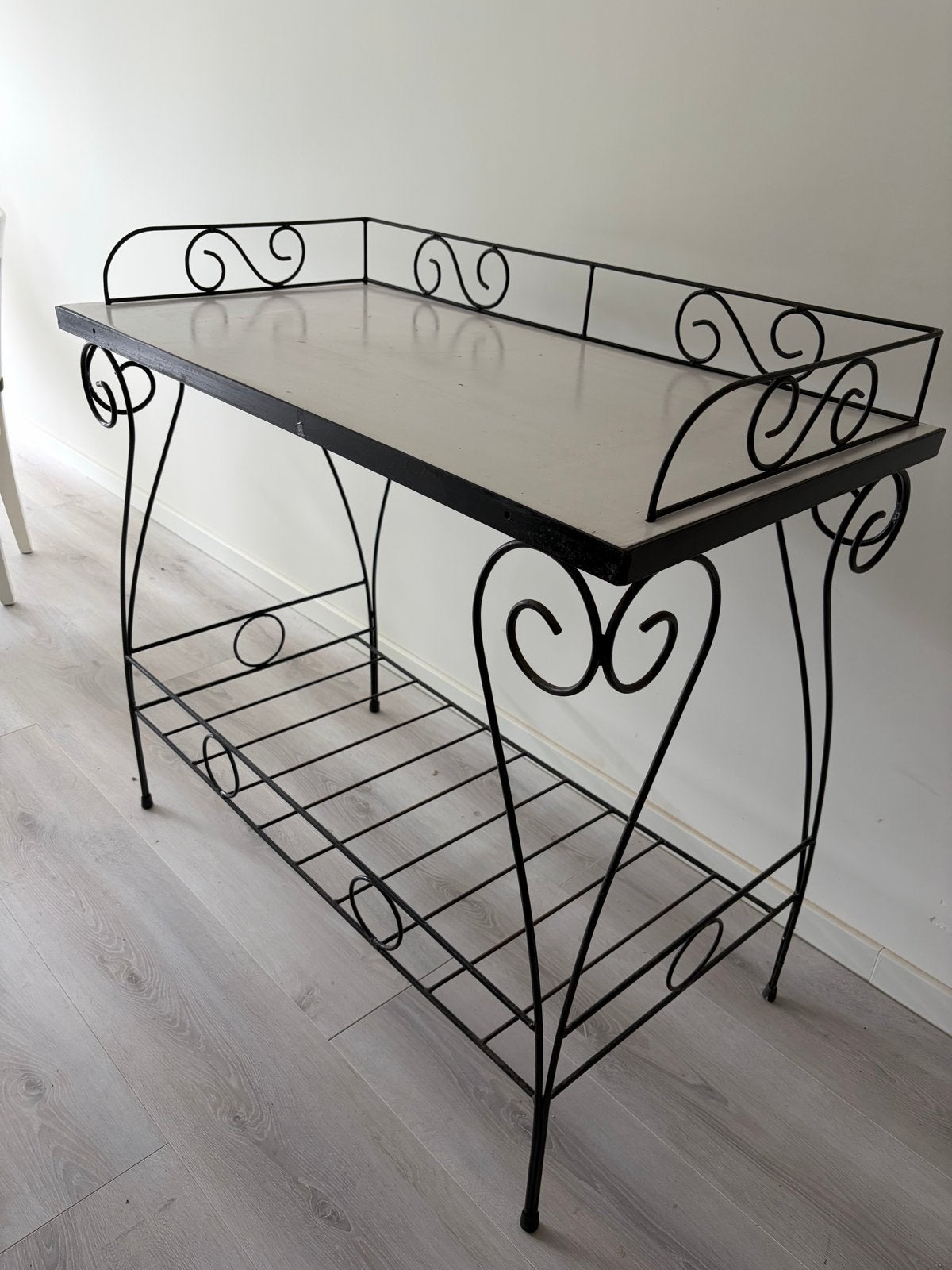 Vintage smeedijzeren commode, Ophalen