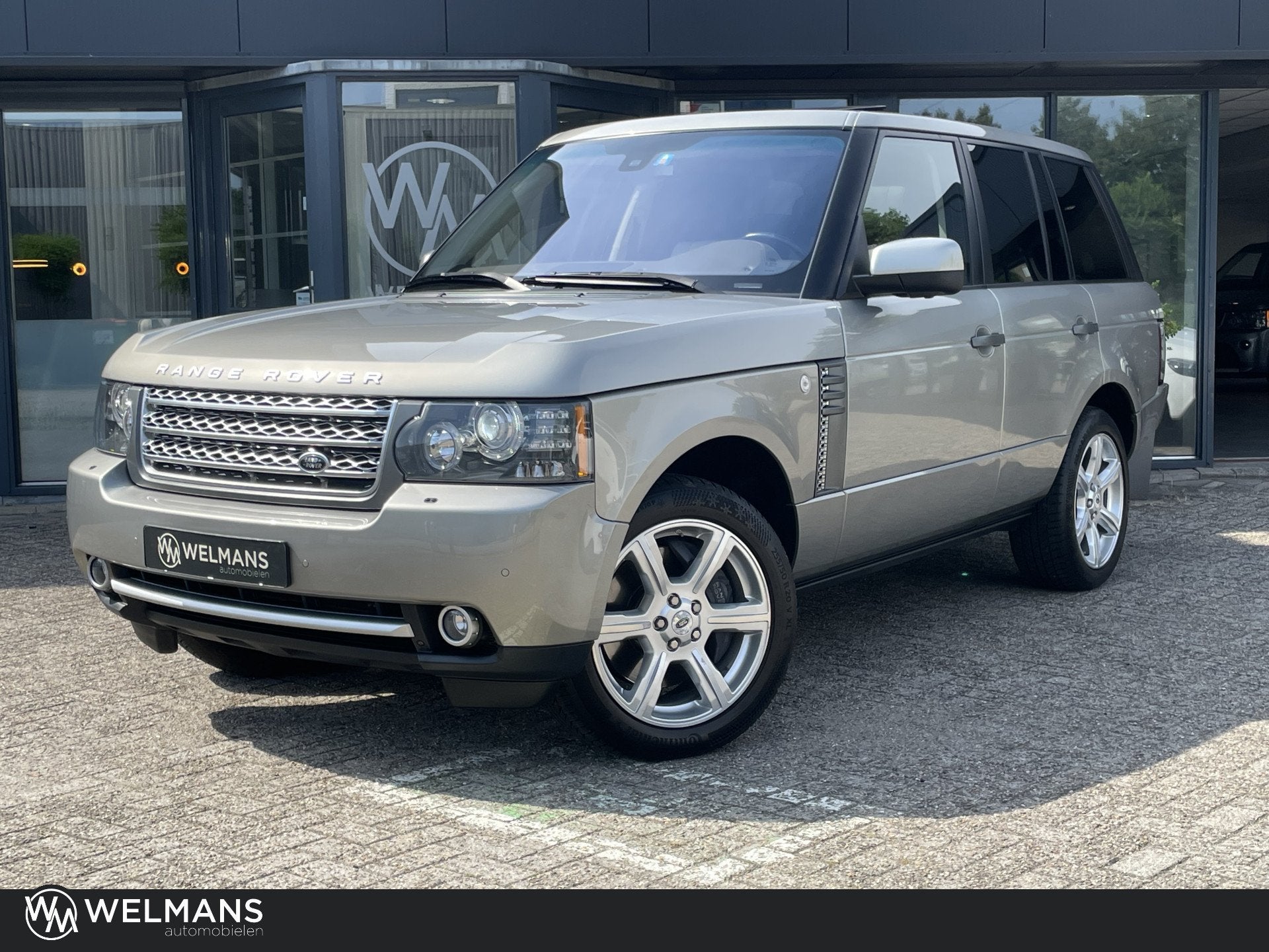 Land Rover Range Rover 5.0 V8 Supercharged Autobiography You, Automaat, Traction-control, 8 cilinders, 510 pk