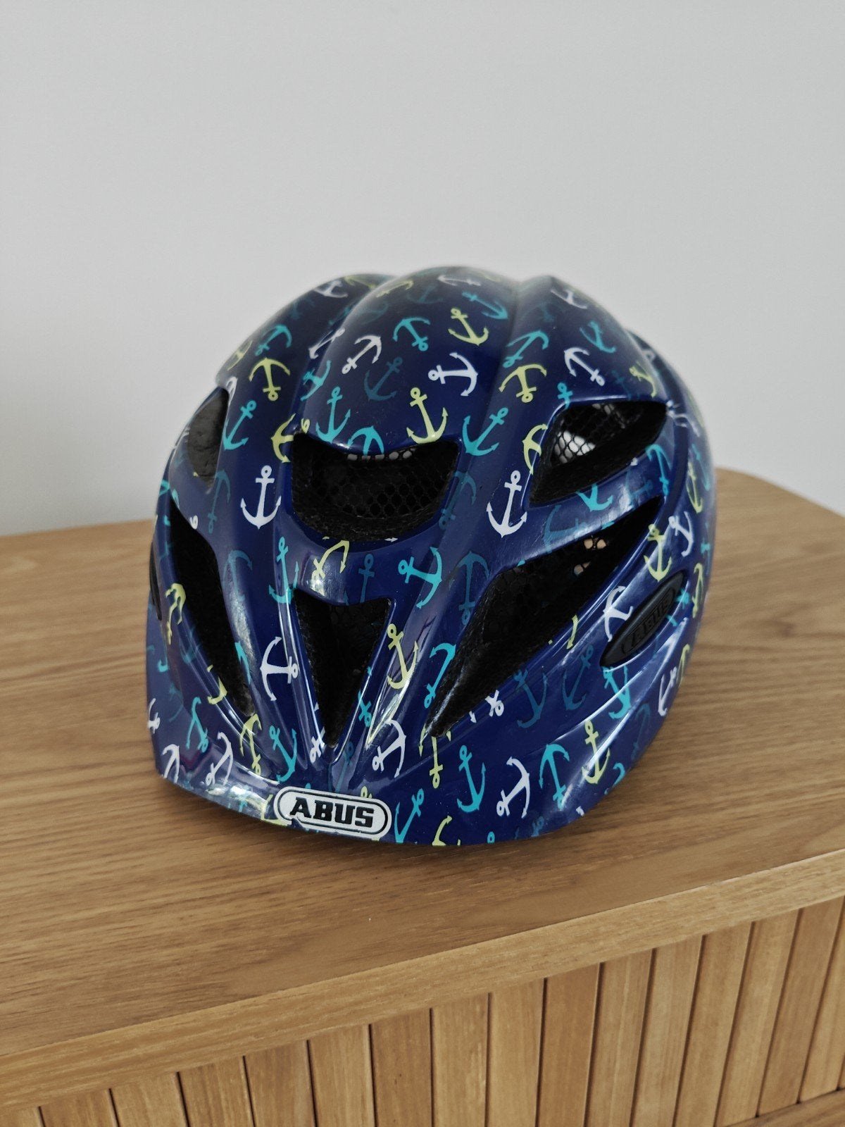 ABUS Kinder Fietshelm - Anker Patroon (52-57cm), Ophalen, Jongen of Meisje, Overige maten, Zo goed als nieuw