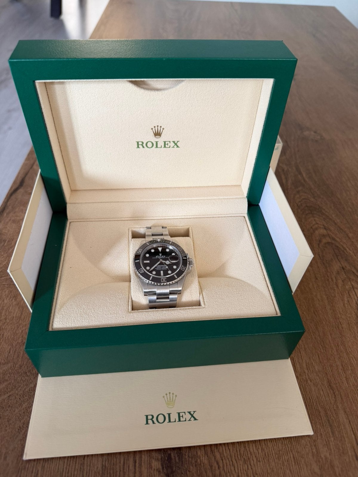 Rolex Submariner Date 126610LN 2024 | Doos & Kaart | Zwart, Sieraden, Tassen en Uiterlijk, Ophalen, Zo goed als nieuw, Staal, Rolex