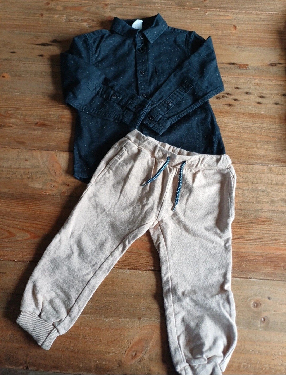 Leuk setje Dirkje broek (104) en Hema overhemd (98-104), Dirkje, Hema, Jongen of Meisje, Ophalen of Verzenden, Zo goed als nieuw