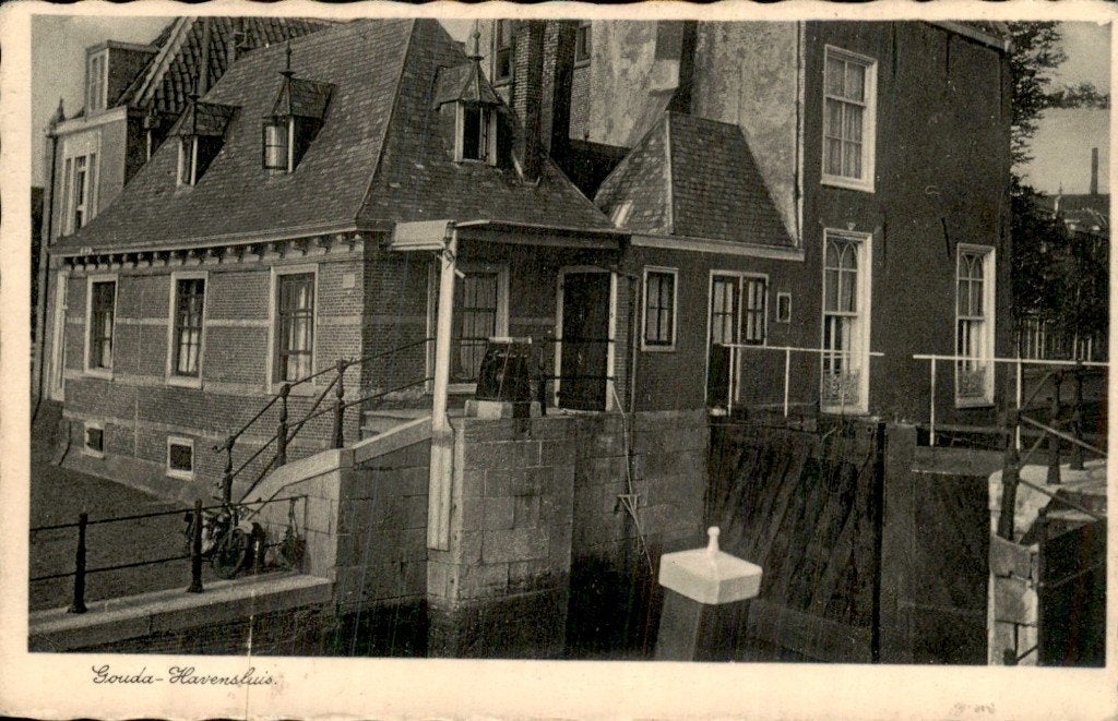 Gouda - Havenhuis - Kade en trap, Ophalen of Verzenden, 1940 tot 1960, Gelopen, Zuid-Holland