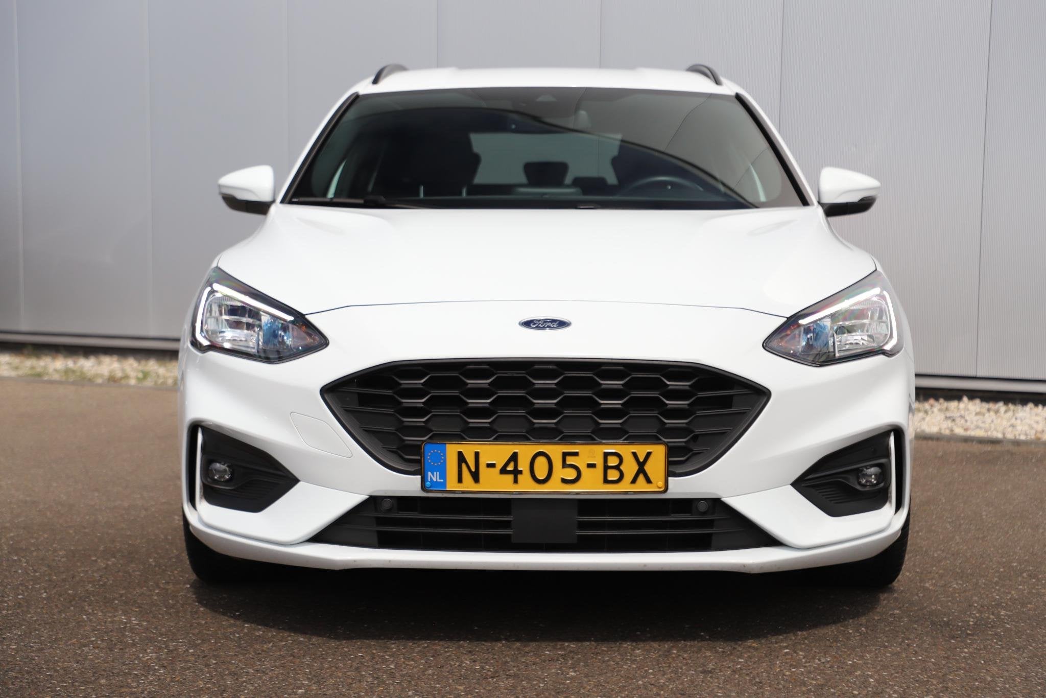 Ford Focus Wagon 1.0 EcoBoost Hybrid ST Line Business Trekha, Lane Keeping Assist, Euro 6, Met garantie (alle), Wit